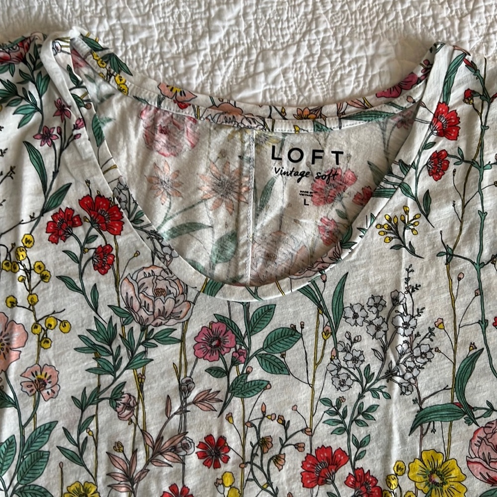 Loft vintage soft floral short sleeve tee